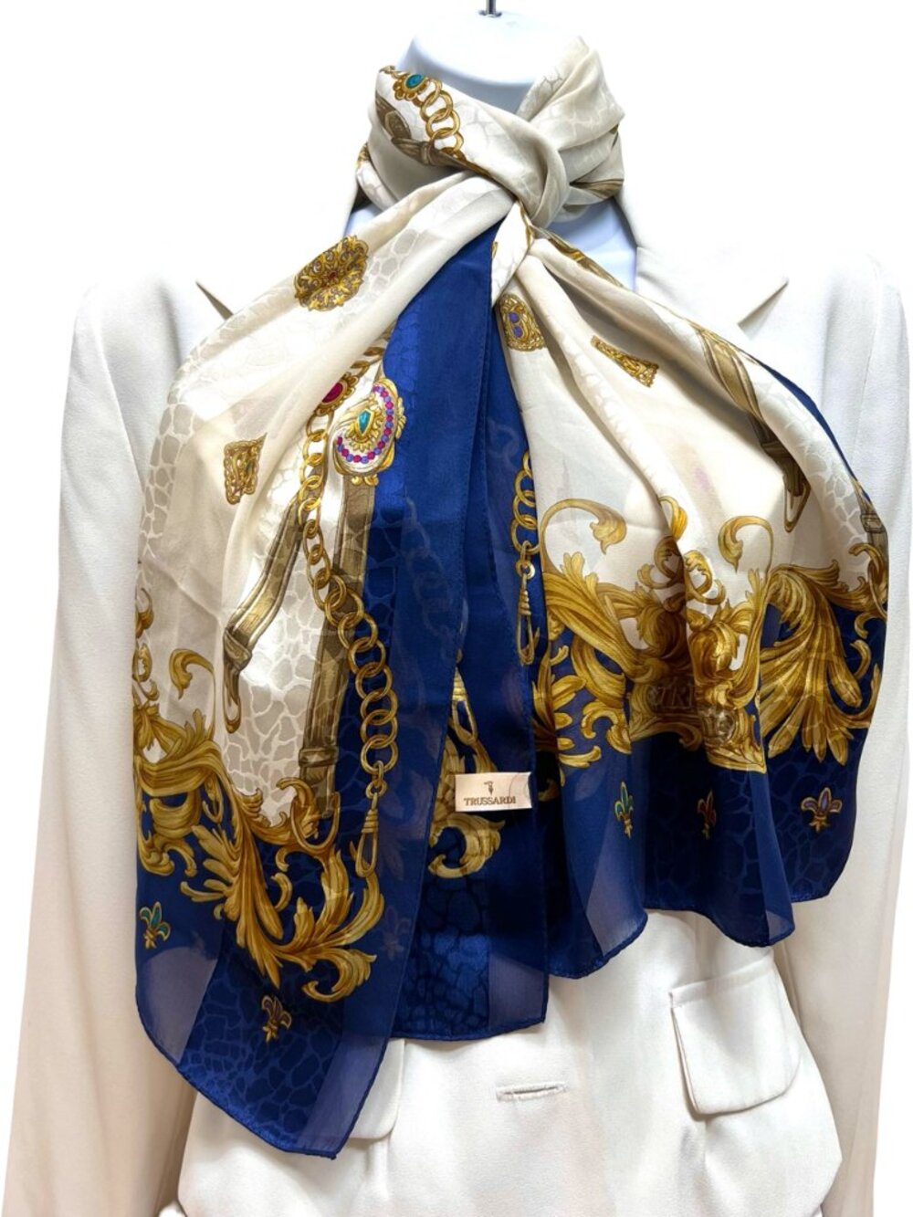 Vgt Trussardi 100% silk Scarf satin & chiffon 62x17" Blue Ivey Gold Flroal (18)